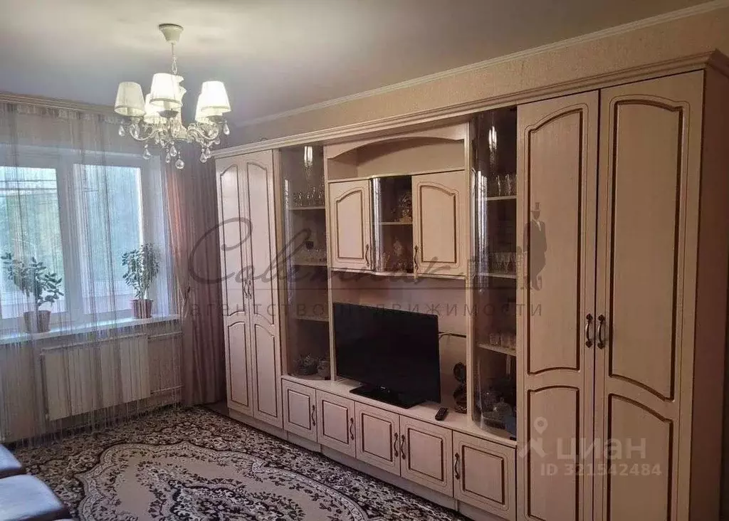 2-к кв. Белгородская область, Старый Оскол Королева мкр, 11 (52.0 м) - Фото 1