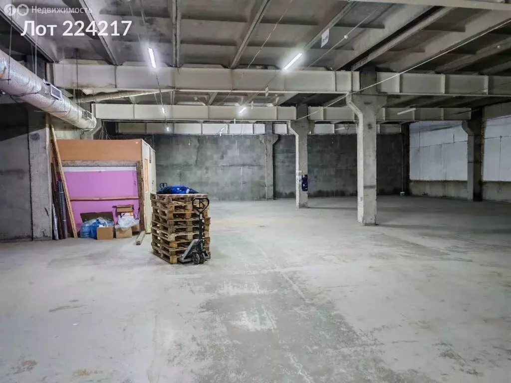 Помещение свободного назначения (2600 м) - Фото 1