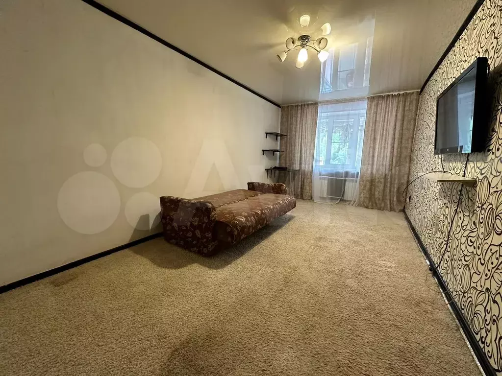 1-к. квартира, 42,5 м, 1/9 эт. - Фото 0