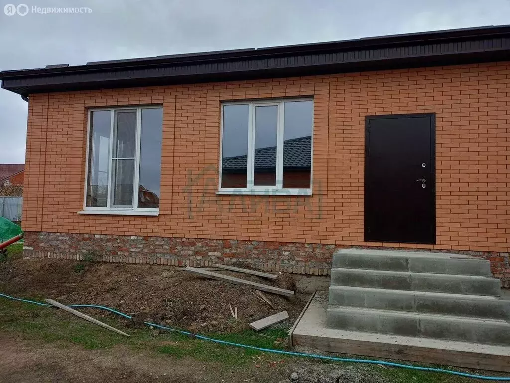 Дом в Азовский район, посёлок Красный Сад (124 м) - Фото 1