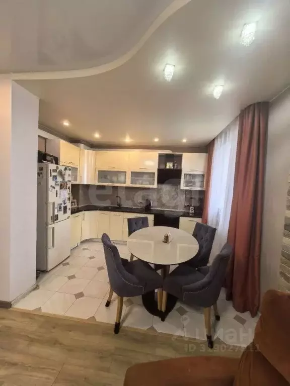 3-к кв. Забайкальский край, Чита ул. Курнатовского, 70 (71.8 м) - Фото 0