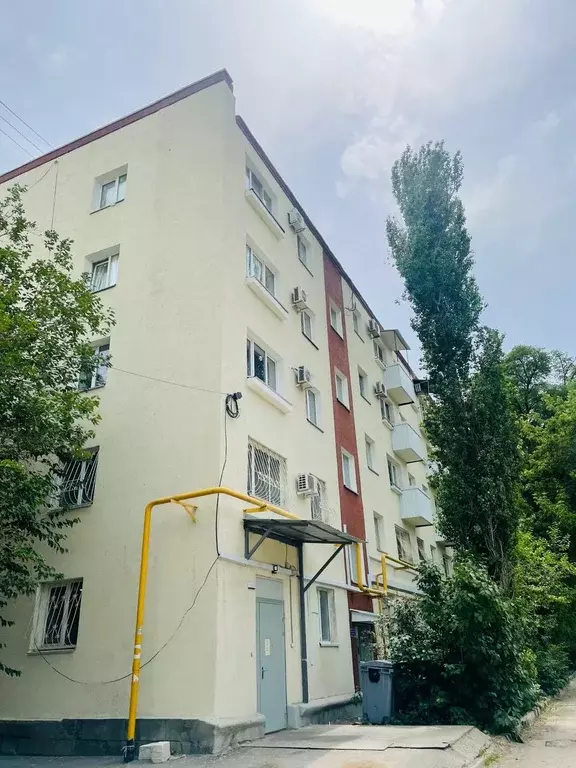 Продаётся 4-к квартира, 66 м - Фото 0