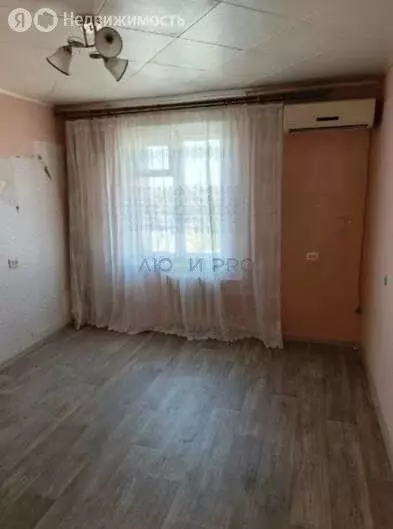 1к в 8-комнатной квартире (12.1 м) - Фото 2