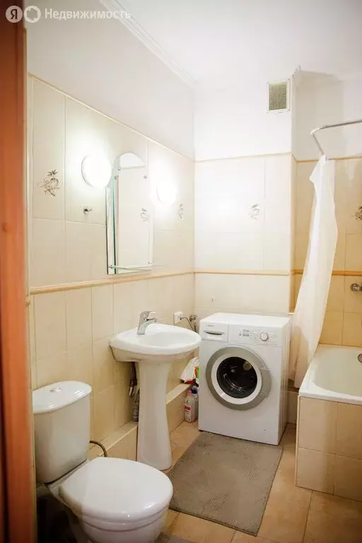 1-комнатная квартира: Санкт-Петербург, улица Оптиков, 34к2 (41.1 м) - Фото 0