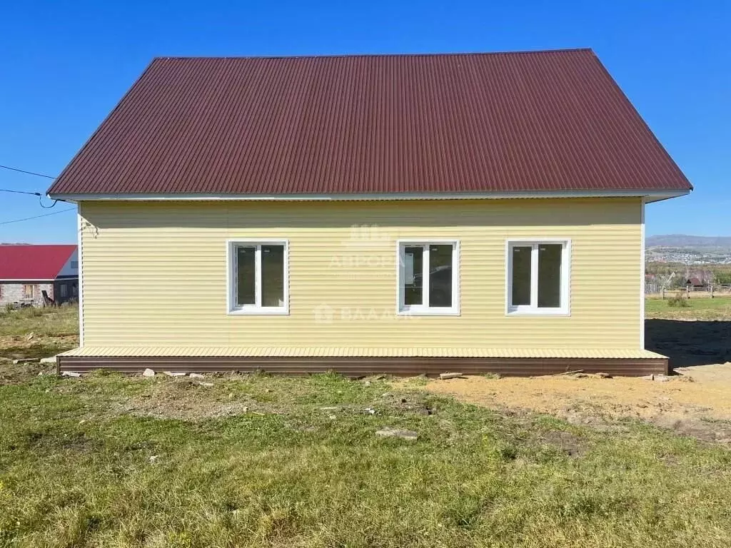 Дом в Башкортостан, Абзелиловский район, Аскаровский сельсовет, с. ... - Фото 1