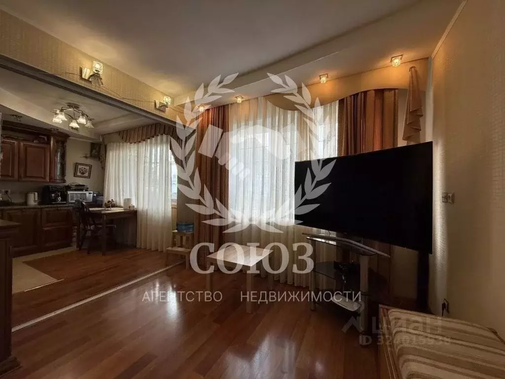 2-к кв. Калужская область, Калуга Тарутинская ул., 171к1 (50.6 м) - Фото 1