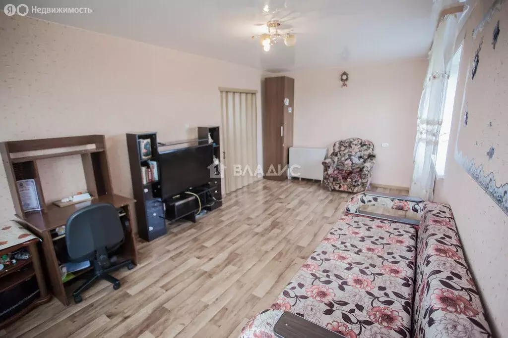 2-комнатная квартира: Белогорск, Авиационная улица, 9 (42 м) - Фото 0