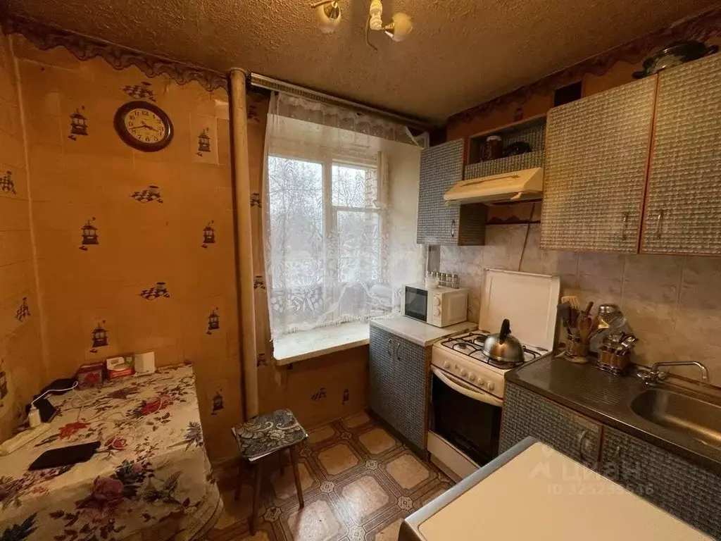 3-к кв. Москва ул. Молостовых, 11К2 (57.3 м) - Фото 1