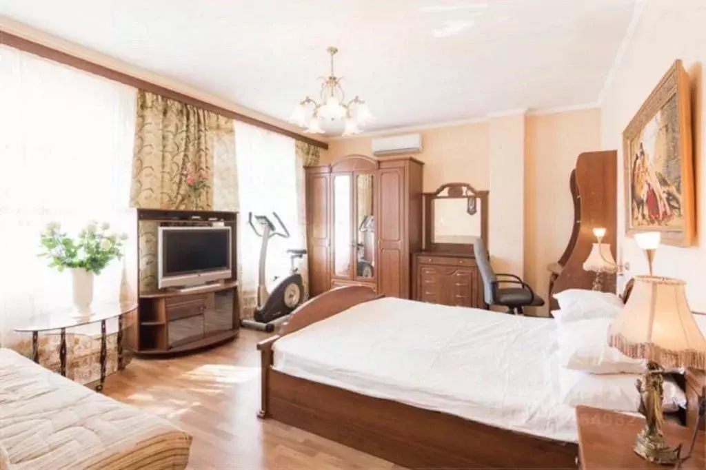 1-к кв. Краснодарский край, Сочи Светлана мкр, ул. Джигитская, 1 (55.0 ... - Фото 0