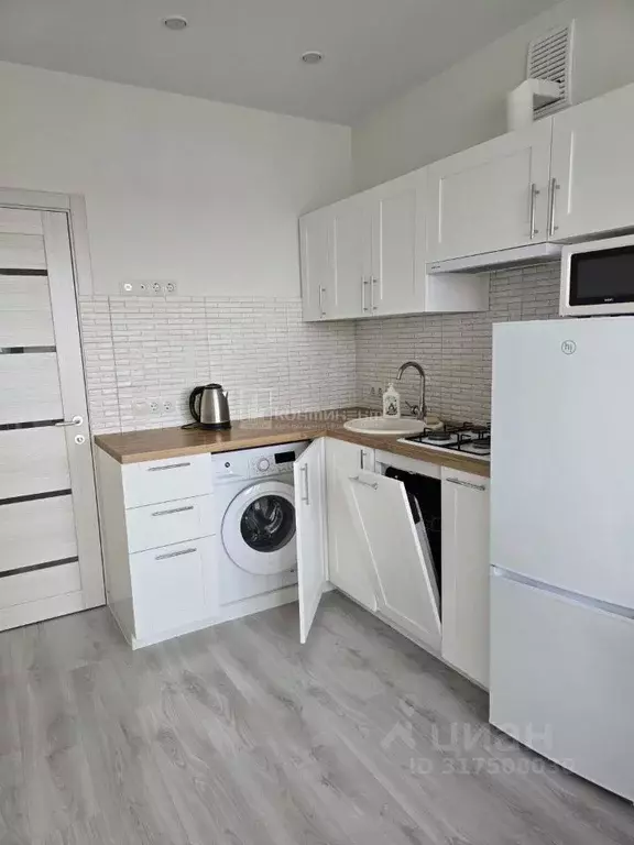 1-к кв. Владимирская область, Ковров ул. Суворова, 104 (35.0 м) - Фото 1
