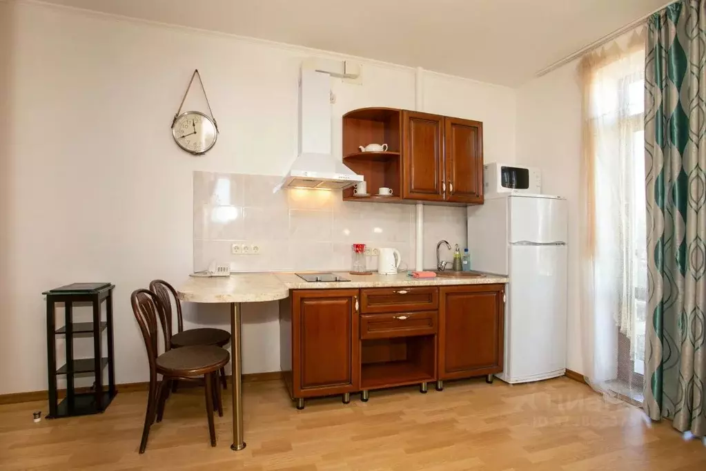 Комната Крым, Феодосия ул. Суворовская, 34 (24.0 м) - Фото 1