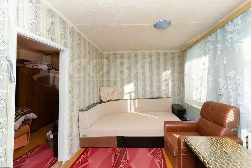 2-комнатная квартира: Ялуторовск, улица Революции, 55 (33 м) - Фото 1