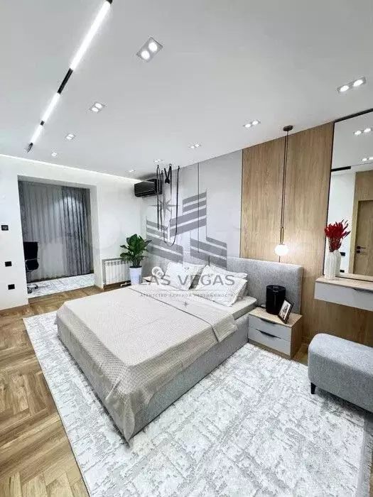 3-к. квартира, 100 м, 7/10 эт. - Фото 0