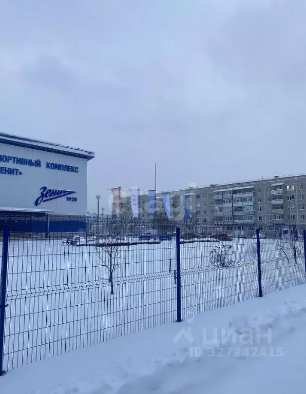 2-к кв. Ямало-Ненецкий АО, Ноябрьск ул. Дзержинского, 9 (50.3 м) - Фото 1