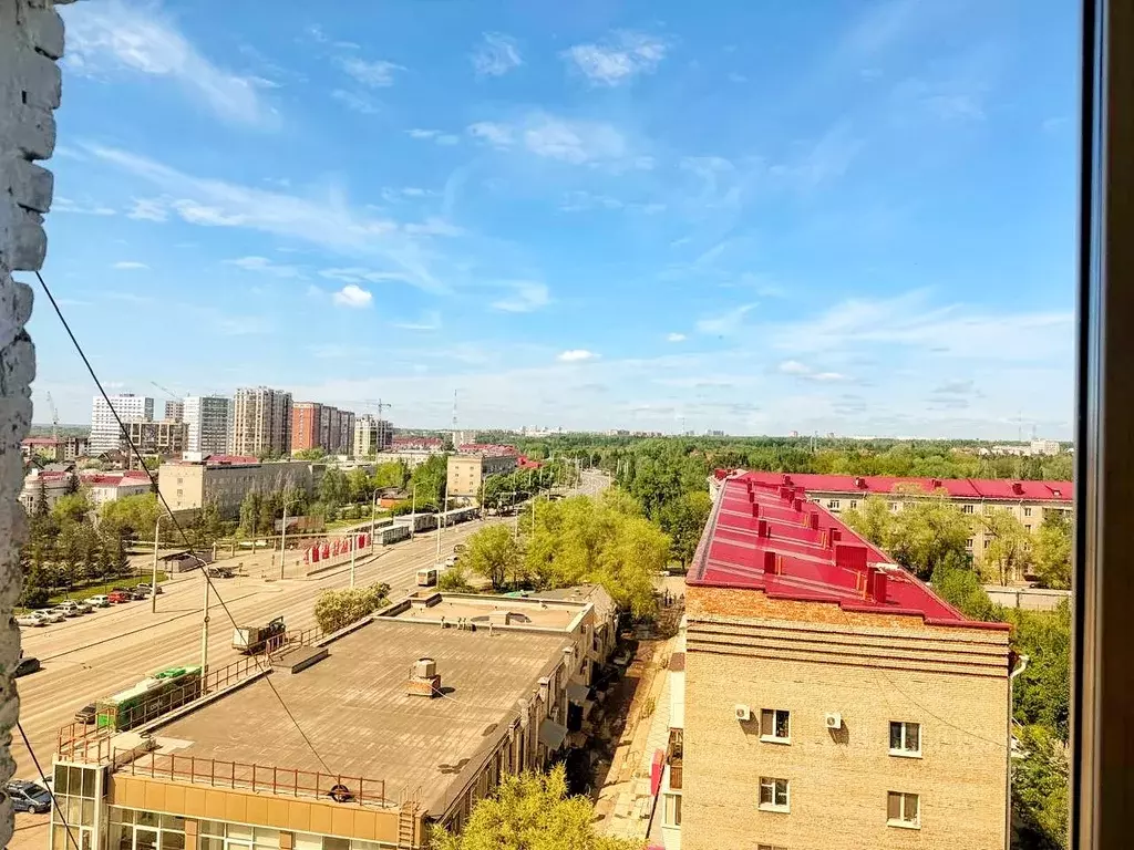 3-к кв. Омская область, Омск ул. Красный Путь, 78 (58.0 м) - Фото 0