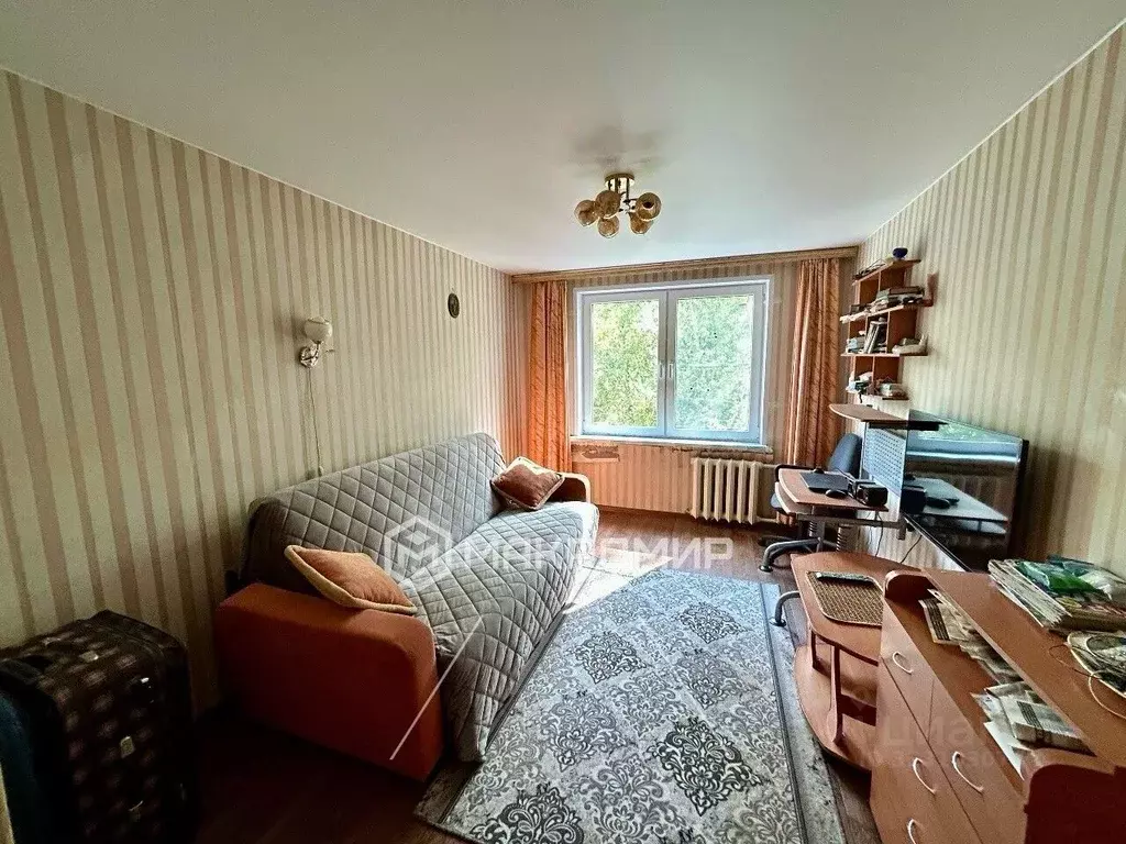 1-к кв. Кировская область, Кирово-Чепецк Чепецкая ул., 9 (31.5 м) - Фото 1