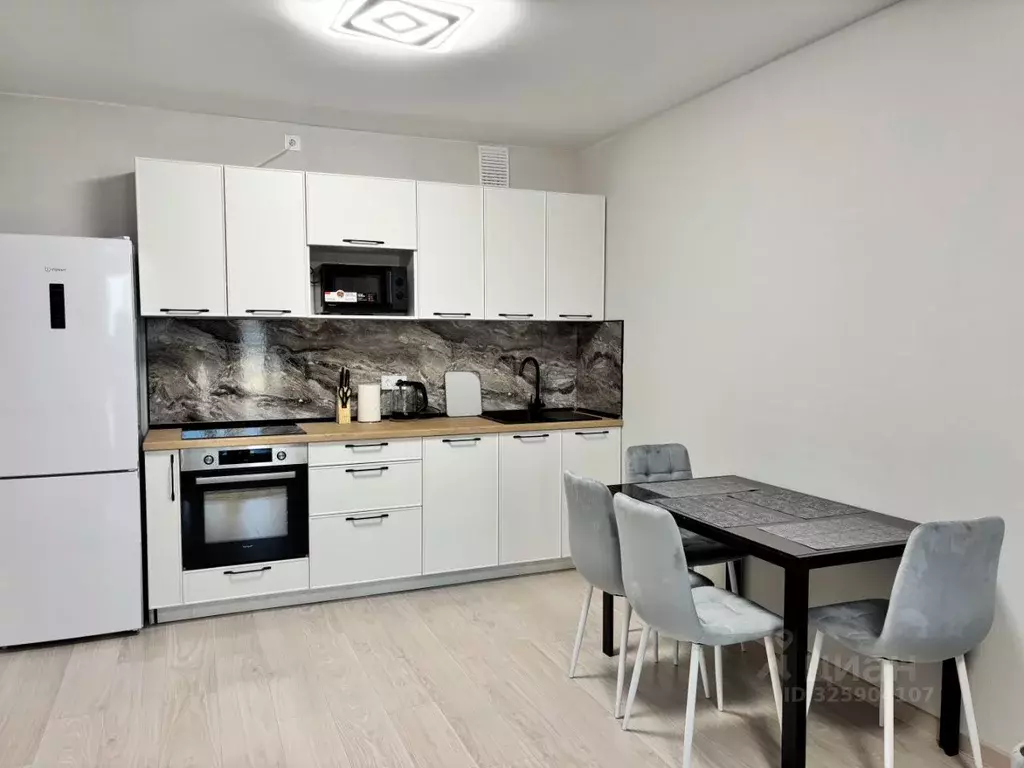 3-к кв. Свердловская область, Екатеринбург ул. Одинарка, 6 (68.3 м) - Фото 2