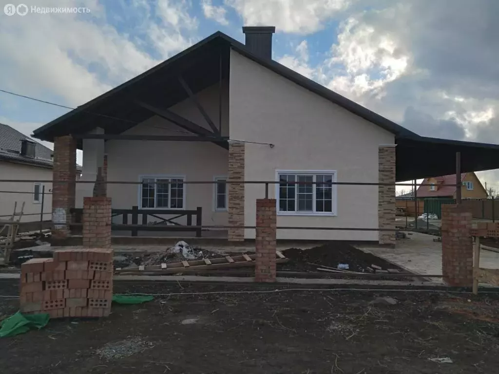 Дом в Аксай, улица Речников (120 м) - Фото 1