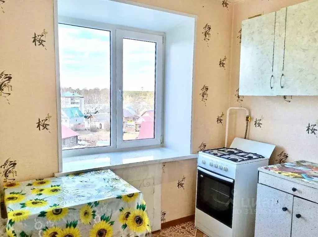 2-к кв. Удмуртия, Можга Можгинский район, ул. Фрунзе, 25 (43.7 м) - Фото 0