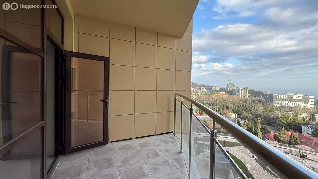 Квартира-студия: Алушта, улица Ленина, 37 (48.8 м) - Фото 1