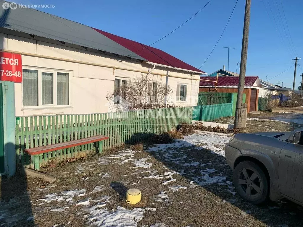 Дом в Омская область, рабочий посёлок Саргатское, улица Карбышева, ... - Фото 2