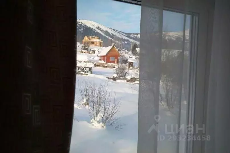 Дом в Кемеровская область, Таштагольский район, Шерегешское городское ... - Фото 2