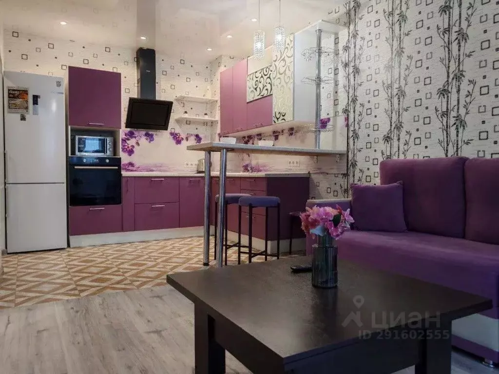 2-к кв. Тюменская область, Тюмень ул. Тимофея Чаркова, 79к2 (45.0 м) - Фото 1