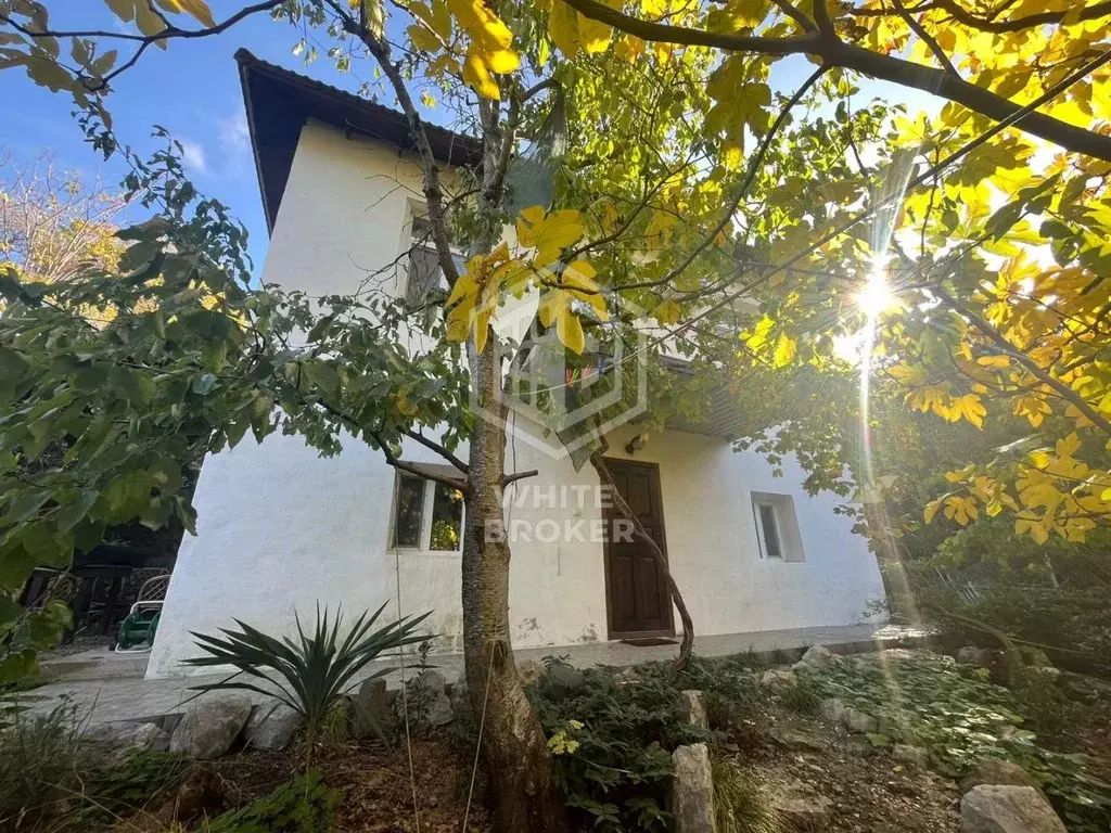 Дом в Крым, Ялта проезд Бакунинский (101 м) - Фото 1