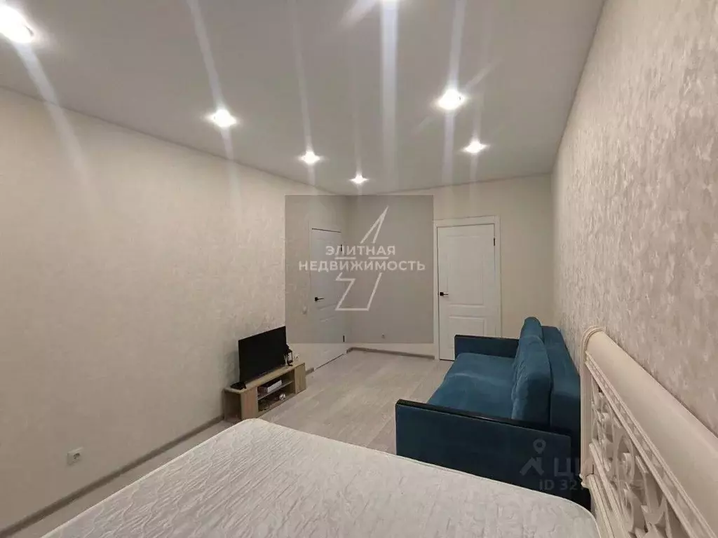 1-к кв. Татарстан, Казань ул. Александра Курынова, 4 (39.0 м) - Фото 2