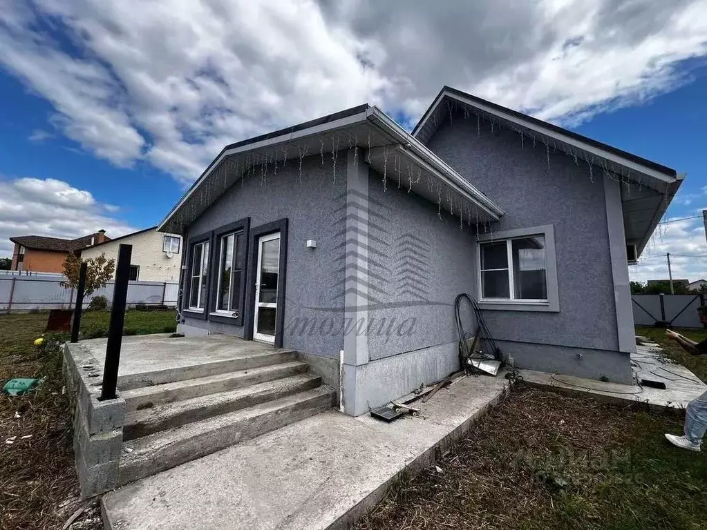 Коттедж в Белгородская область, Старый Оскол Сосенки мкр,  (140 м) - Фото 1