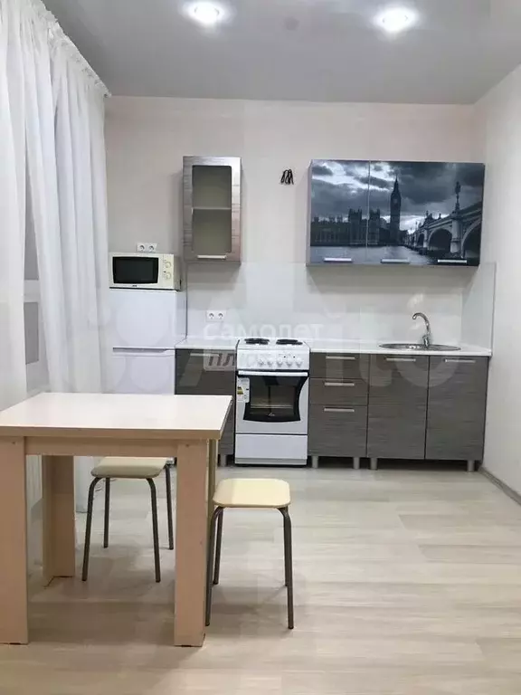 1-к. квартира, 37 м, 6/8 эт. - Фото 1
