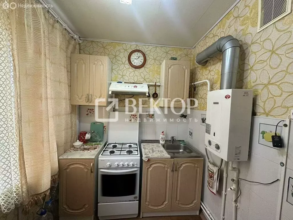 4-комнатная квартира: Тейково, Шестагинская улица, 83 (57.5 м) - Фото 1