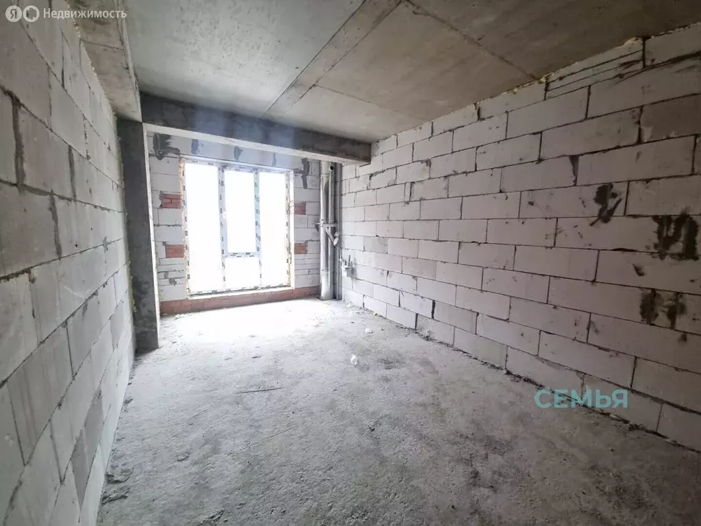 1-комнатная квартира: Владикавказ, улица Курсантов-Кировцев, 14 (45 м) - Фото 1