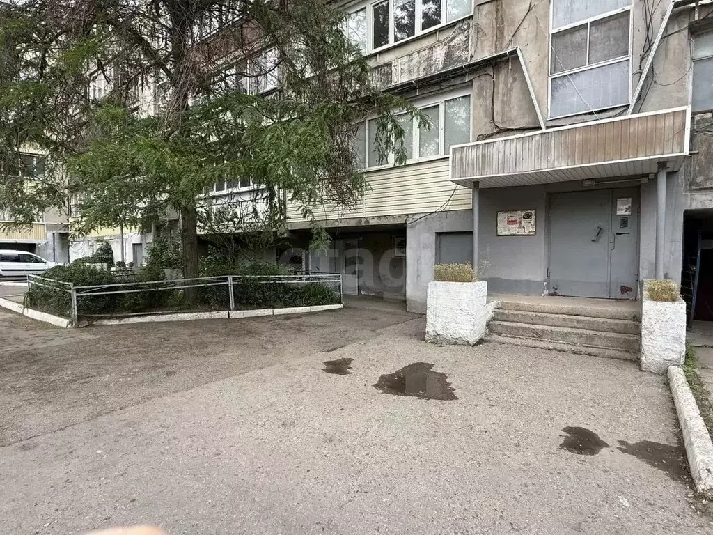 Офис в Астраханская область, Астрахань ул. Михаила Аладьина, 6 (80 м) - Фото 1