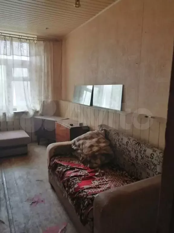 Комната 15 м в 3-к., 4/4 эт. - Фото 1