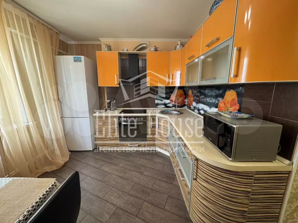 3-к. квартира, 70 м, 6/14 эт. - Фото 0