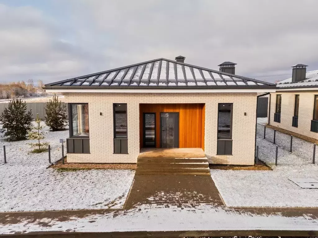 Коттедж в Московская область, Клин городской округ, д. Тиликтино  (105 ... - Фото 1