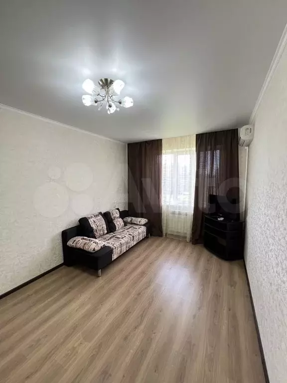 1-к. квартира, 38 м, 15/16 эт. - Фото 1