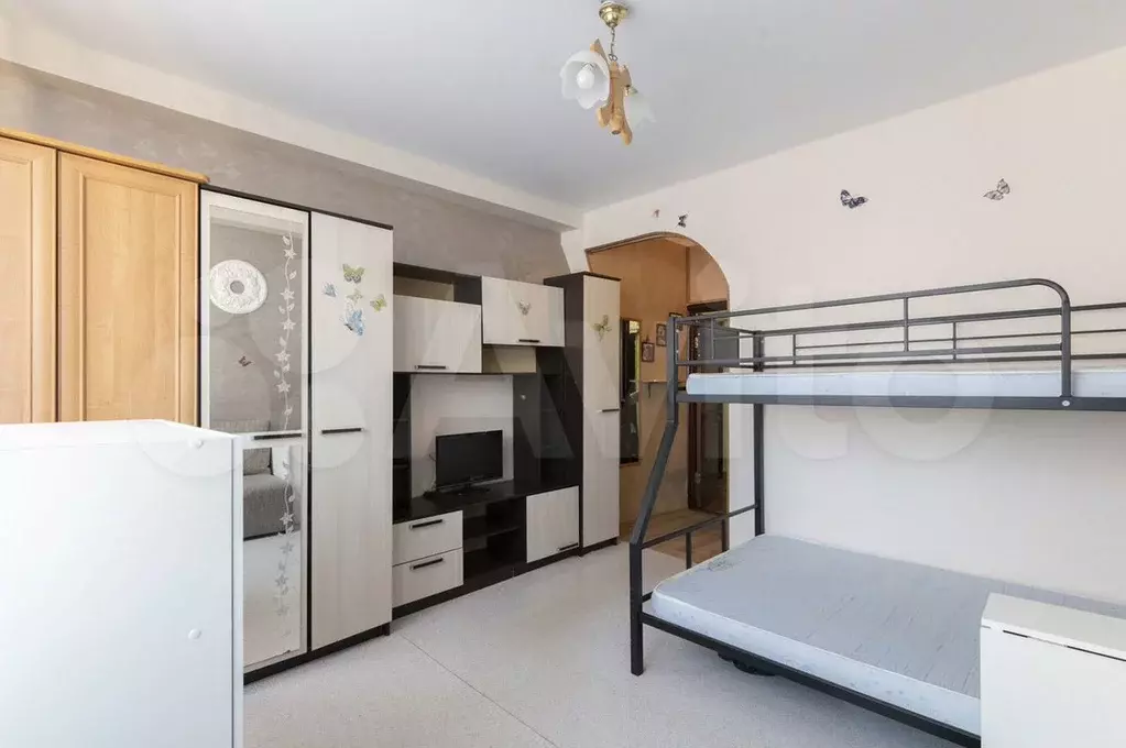 Комната 18,5 м в 1-к., 4/4 эт. - Фото 1