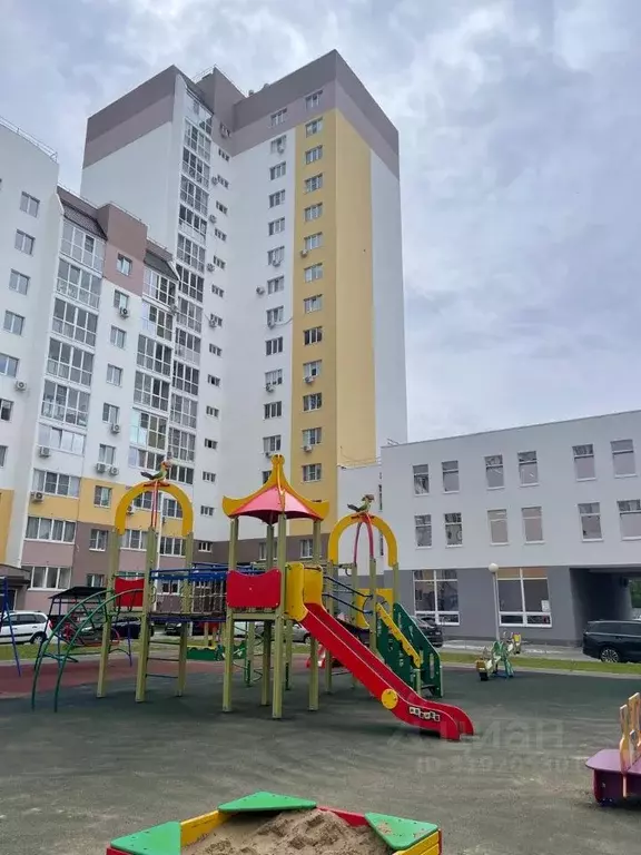 1-к кв. Самарская область, Тольятти Революционная ул., 53 (50.0 м) - Фото 1