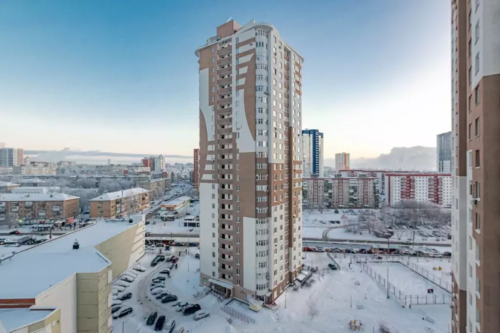 2-к кв. Пермский край, Пермь ул. Александра Турчевича, 6 (70.0 м) - Фото 2