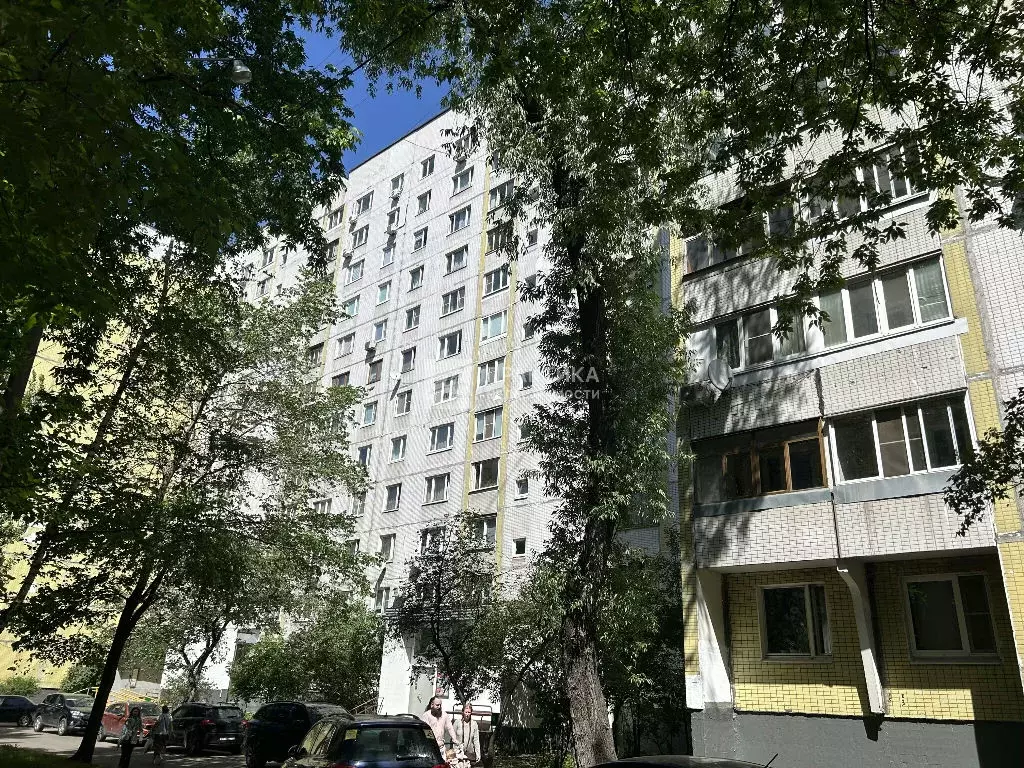 Продается 3-комнатная квартира - Фото 1