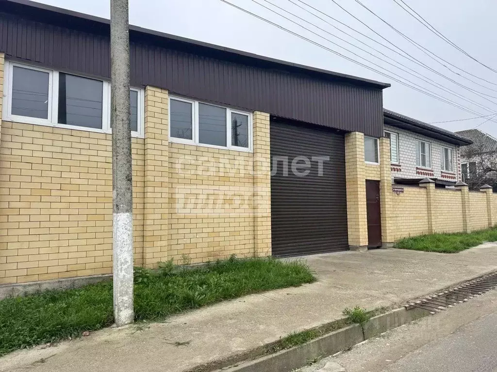 Дом в Краснодарский край, Крымский район, Нижнебаканская ст-ца ул. ... - Фото 1