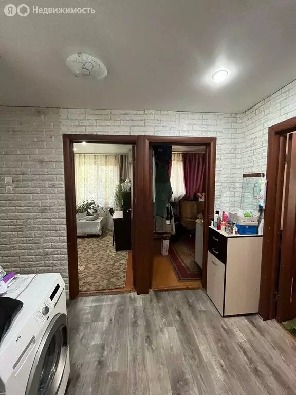 3-комнатная квартира: Ясный, улица Ленина, 12 (61 м) - Фото 0