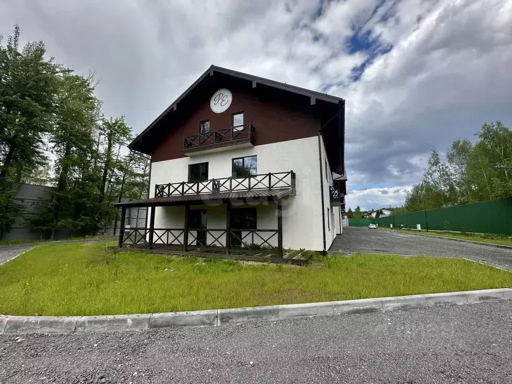 Таунхаус в Московская область, Одинцовский городской округ, д. Малые ... - Фото 0