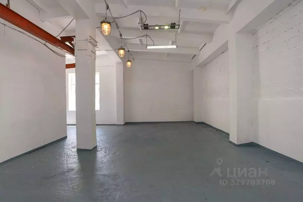 Производственное помещение в Севастополь ул. Хрусталева, 4/1 (86 м) - Фото 1