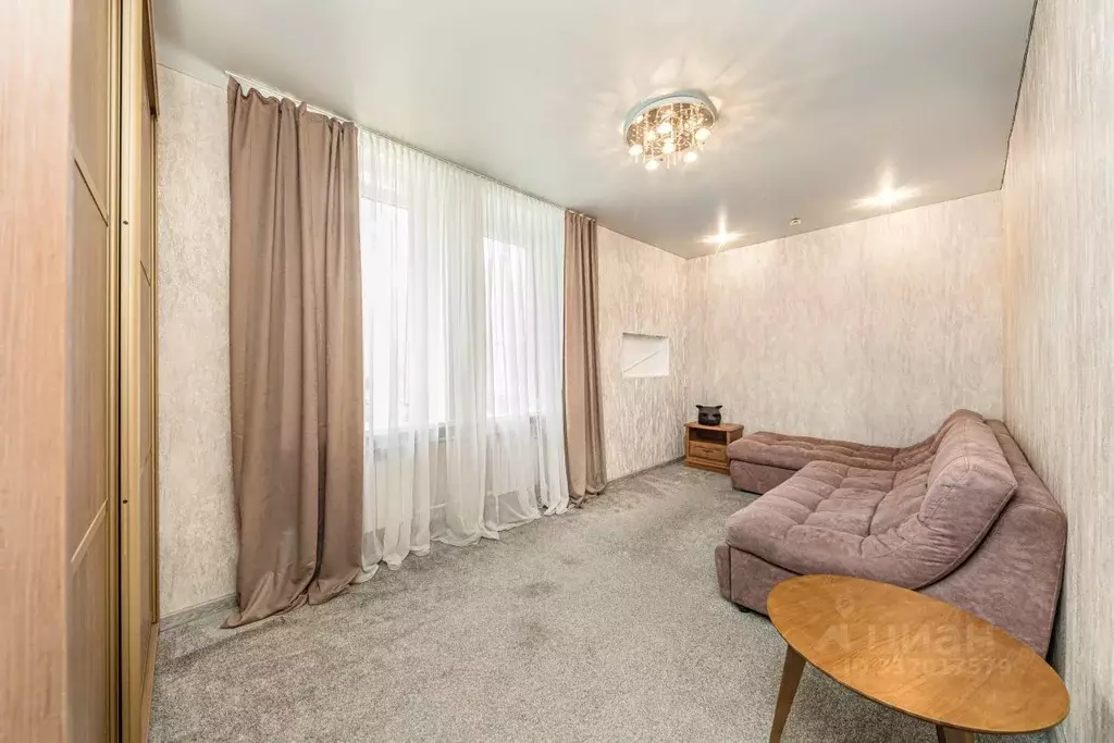 Комната Челябинская область, Челябинск ул. Грибоедова, 57 (16.0 м) - Фото 1