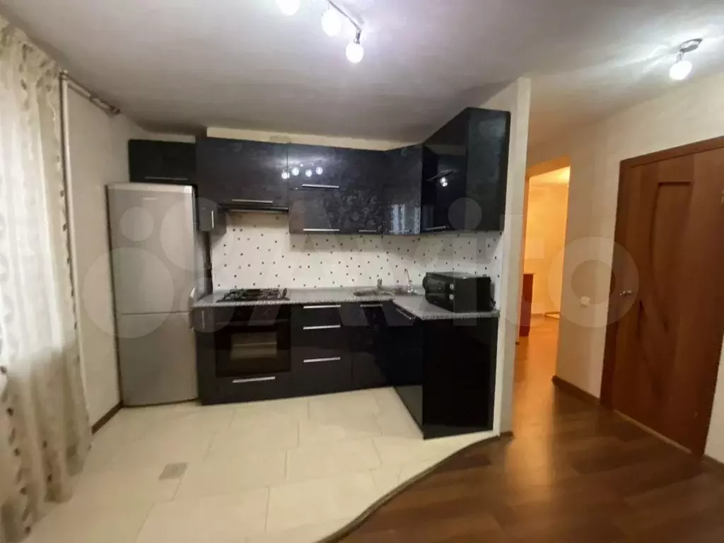 1-к. квартира, 45 м, 6/10 эт. - Фото 0