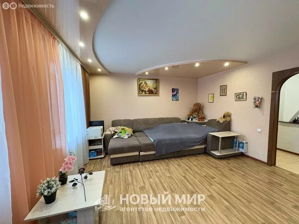 Дом в Бор, микрорайон Тесовая, 3-я улица, 6 (201.6 м) - Фото 1