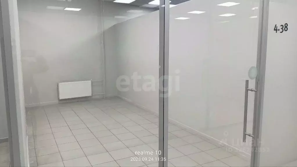 Офис в Пермский край, Пермь ул. Революции, 60/1 (18 м) - Фото 1